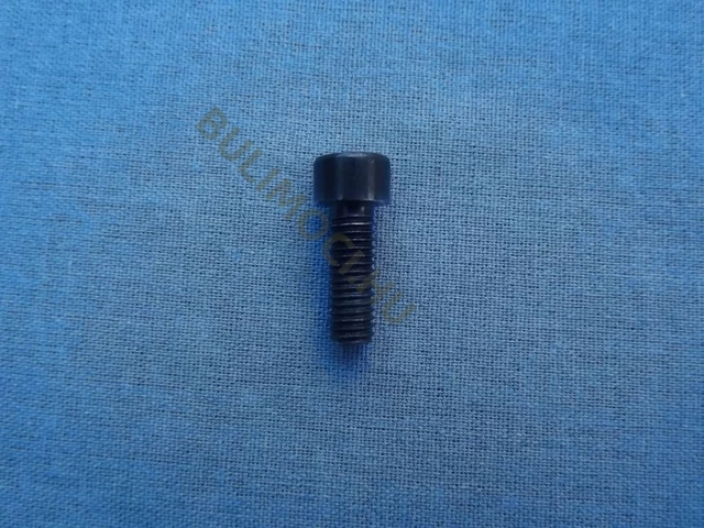 Láncfogó rögzítő csavar Hyundai HYD-7018A, HYD-7018B, HYD-7016A, Buffalo, láncfűrész alk. HYD-7018B-80