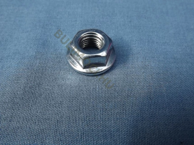 Hűtőlapát rögzítő anya Riwall láncfűrész alk. YD2500-92102